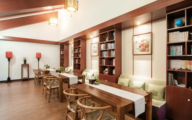 Beautiful Meet · Dali Garden Villa Banshan Hotel