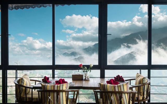 Sapa CatCat Hills Resort