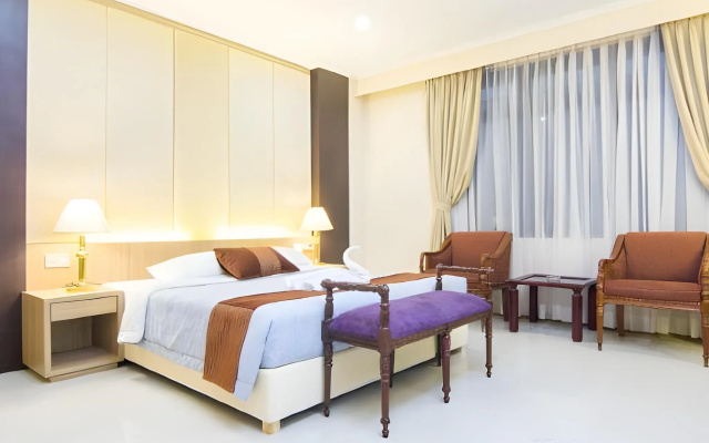 The Amrani Syariah Hotel – Guest Rooms – Surakarta