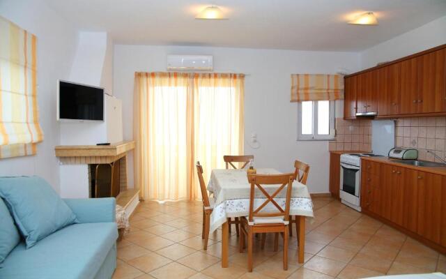 Apartment in Theologos