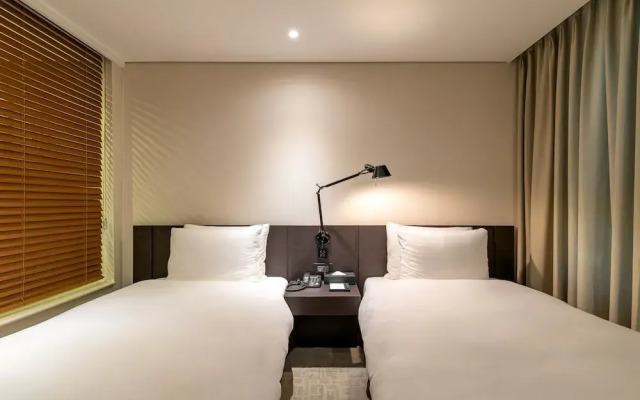 The Sky Hotel