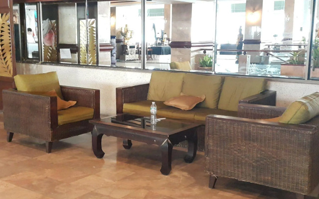 Pattaya Centre Hotel