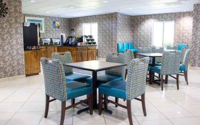 Best Western Plus Richmond Hill Inn