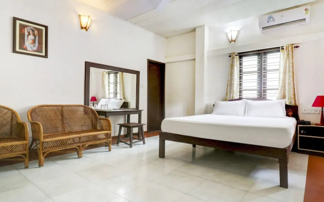 Shirleys Beach Hotel