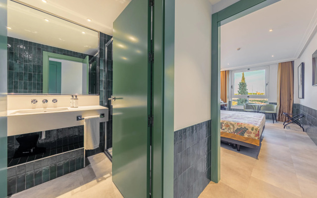 Hotel Ribera de Triana - REOPENING!