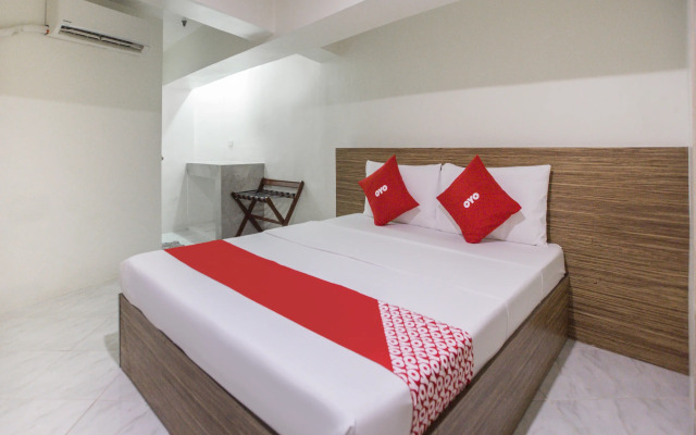 Circuit Hostel