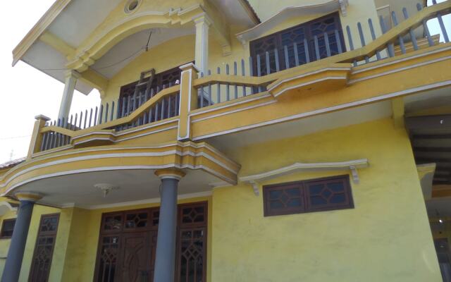 Lawang Sari Homestay