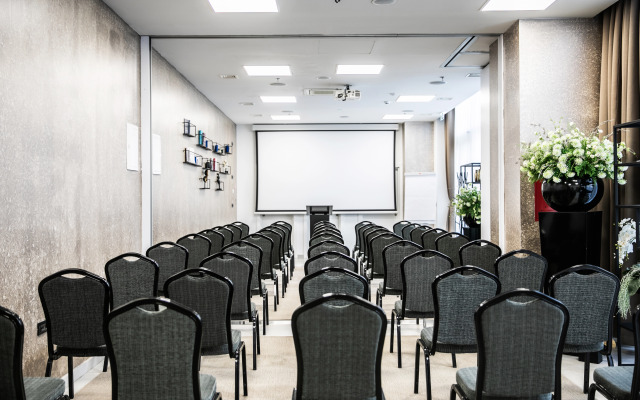 Marvie Hotel & Health
