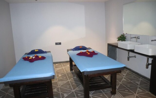 Devka Beach Resort