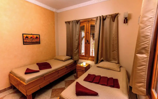 Bungalow With Swimming-pool - Garden - Jacuzzi