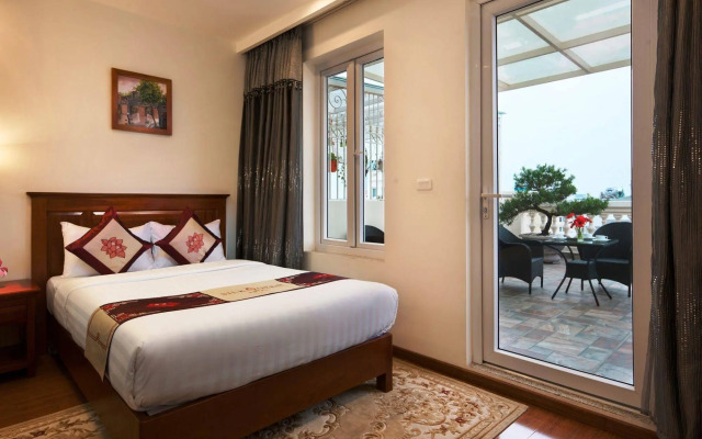 Sq Hang Gai Hotel & Spa