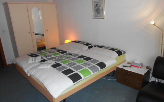B&B Harry's Haven