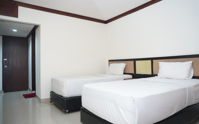 Siantar Hotel Parapat