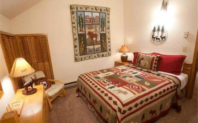 Primrose Apartment