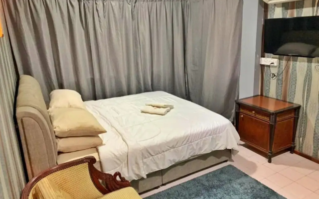 OYO 90455 Zz Hotel