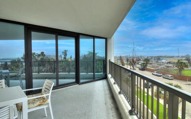 Clines Landing   CL215