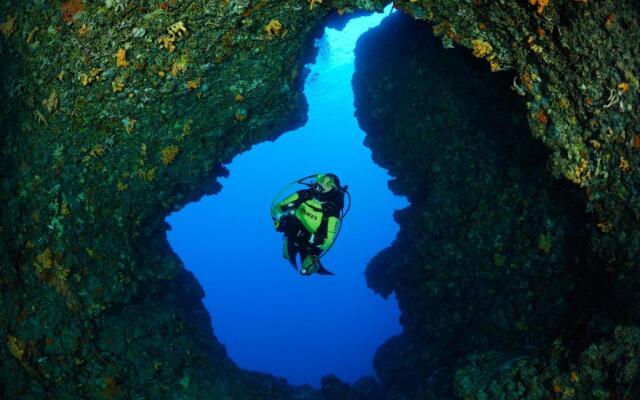 Sea Pearl Residence - Top beachfront location apartments in Bol centre