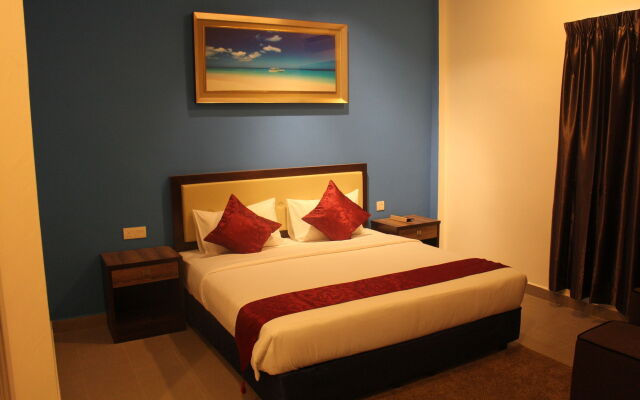 Royal Agate Beach Resort