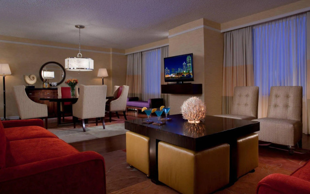 Renaissance Dallas Hotel