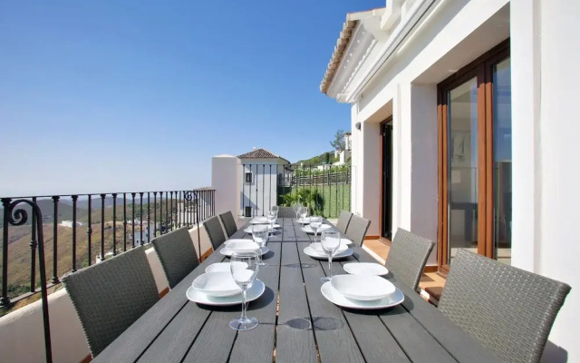 Villa Benahavis Hills Country Club & Spa