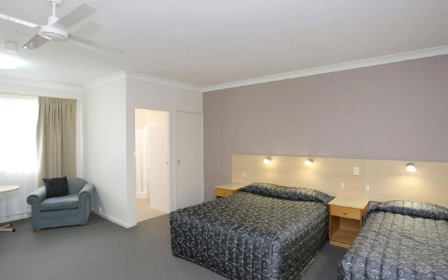 Cosmo Motel Adamstown