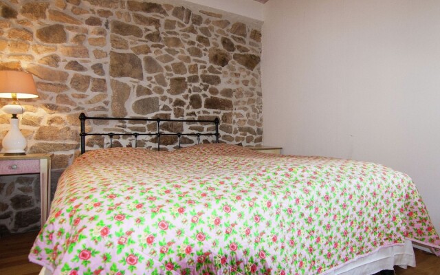 Gorgeous Holiday Home in Roussines With Terrace