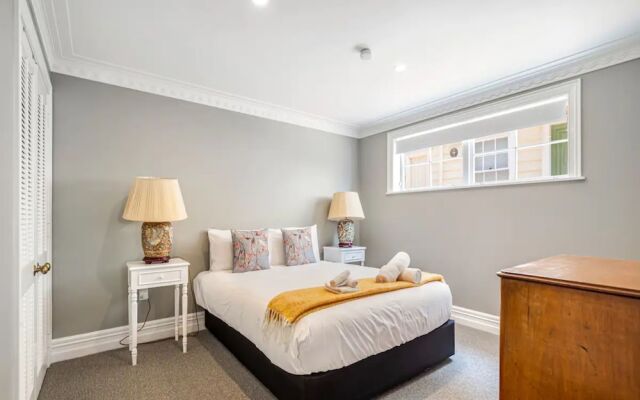 One-Bedroom Parnell Charmer