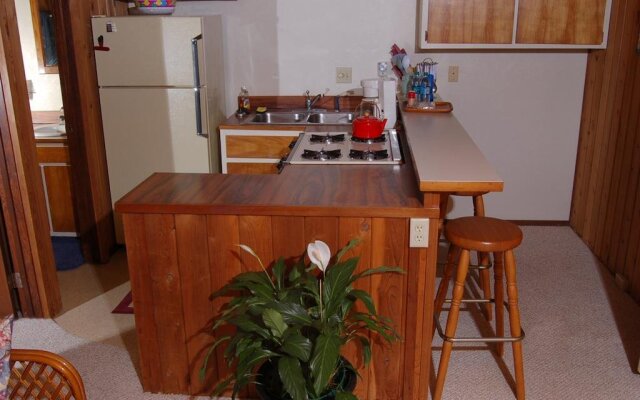 Lava Lodge at Hale Kilauea