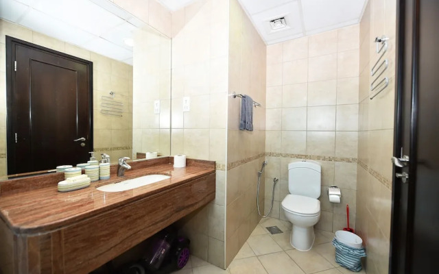 SeaView Studio Royal Oceanic Marina -JMI