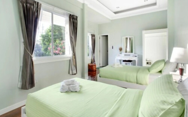 Aquna Hua Hin Resort