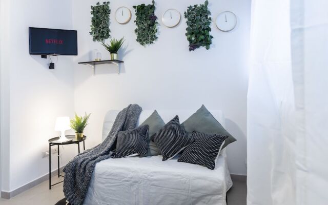 Home Hotel - Paruta 65