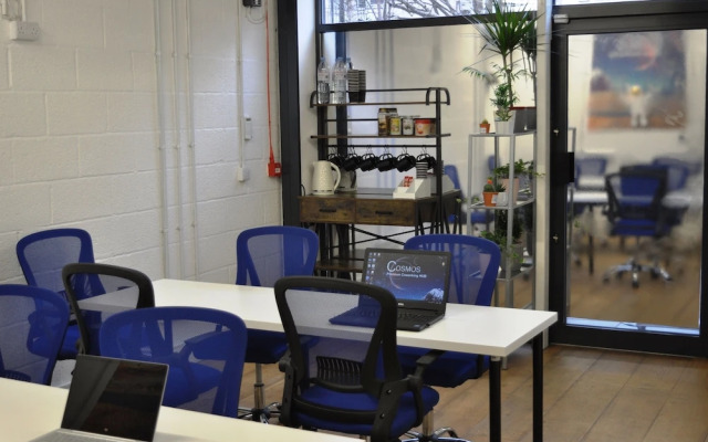 Cosmos capsule coworking hub London