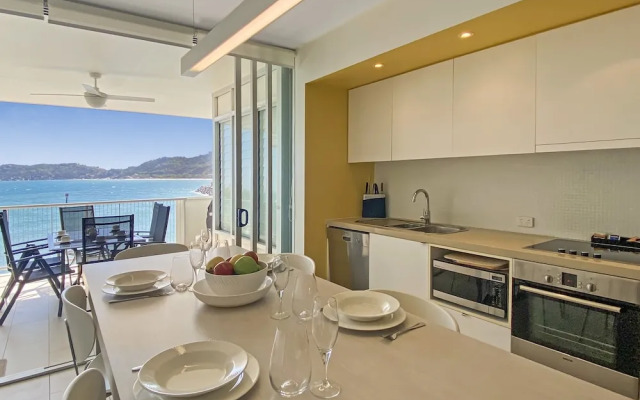 1 Bright Point Apartment 2305