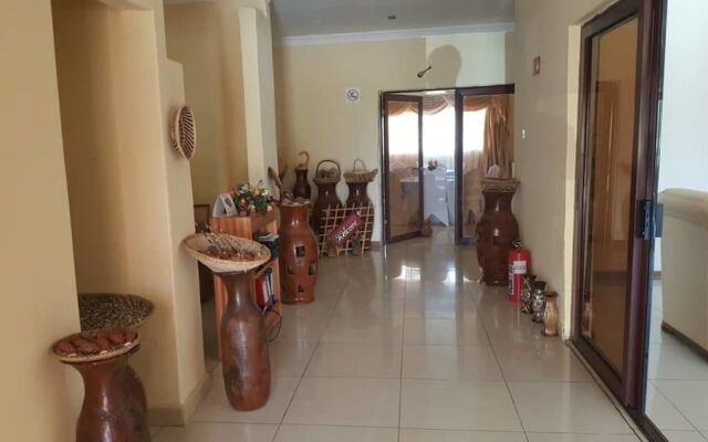 Twin Cave Lodge