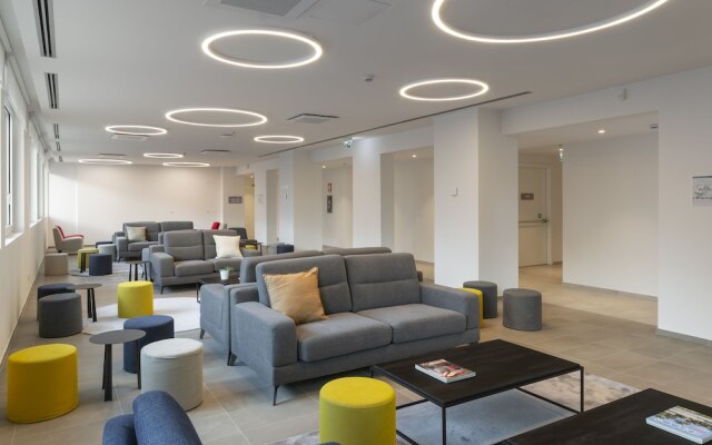 Florentia Living Stays