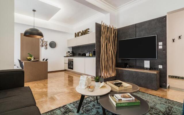 Acropolis Executive Suite