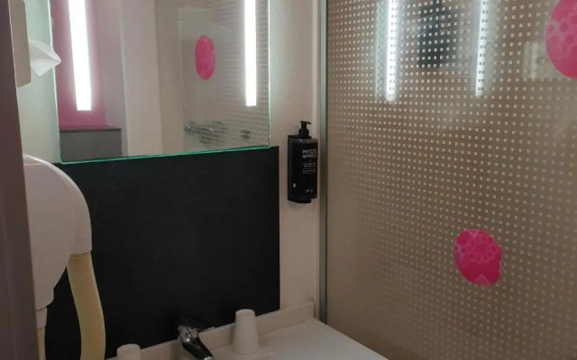 Ibis Styles Bethune Bruay Hotel