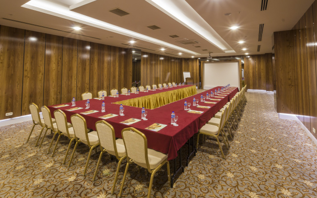 Hotel Turan Prince 