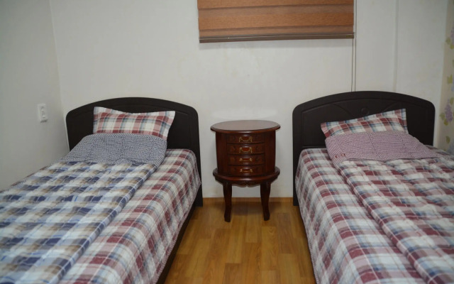 FunStay Inn Guesthouse