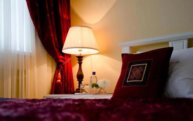 Отель Jipek Joli