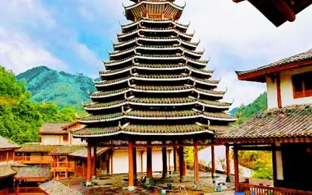 Yuntian Hotel