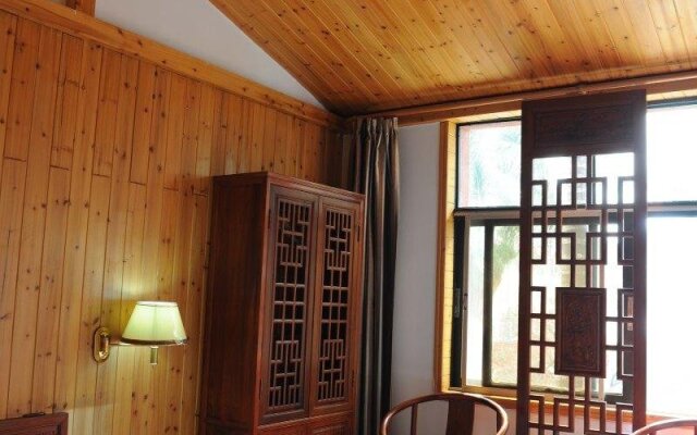 Ruili Hotel