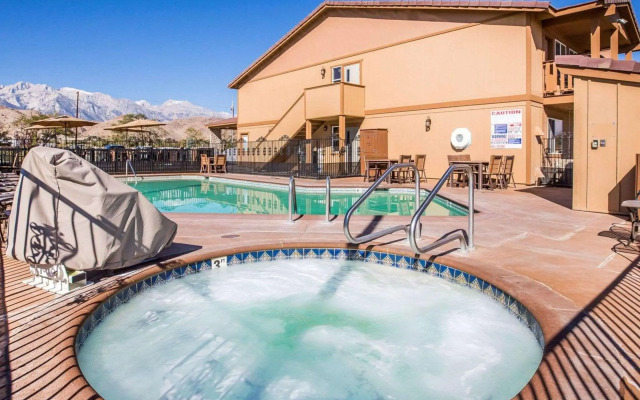 Quality Inn Lone Pine near Mount Whitney