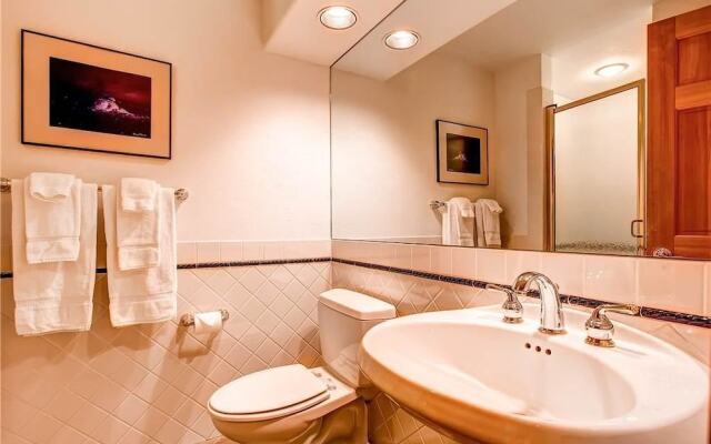 Telluride Alpine Lodging