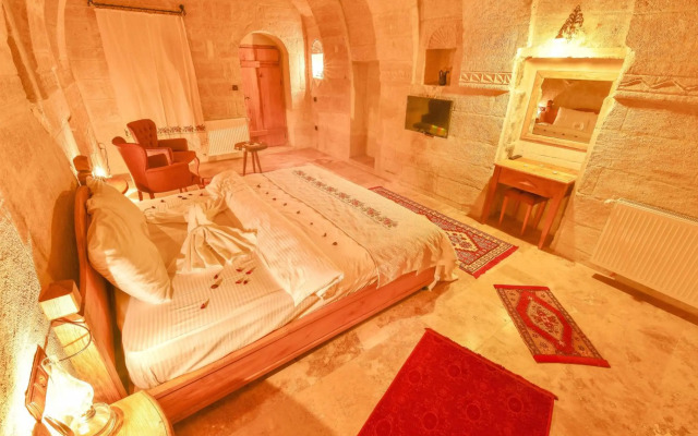 Mosaic Cave Hotel