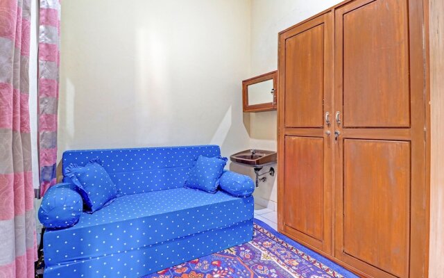 OYO Life 91480 Putridapisa Syariah