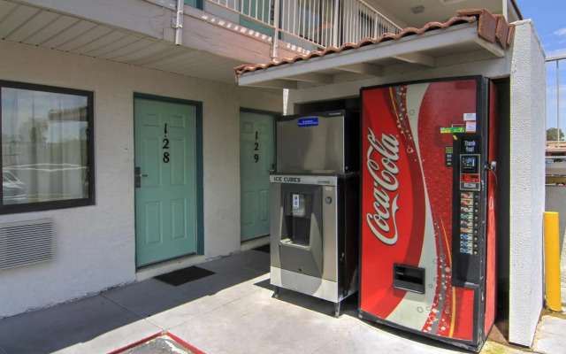 Motel 6 Tempe, AZ - Broadway - ASU