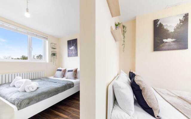 Remarkable 2 Double Bed Ensuite Room Isleworth TW7