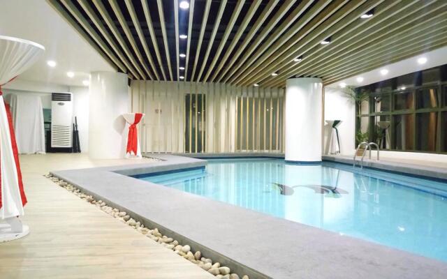 Sarrosa International Hotel and Residential Suites