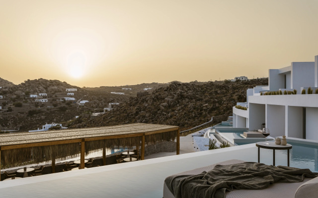Mykonos Flow - Super Paradise